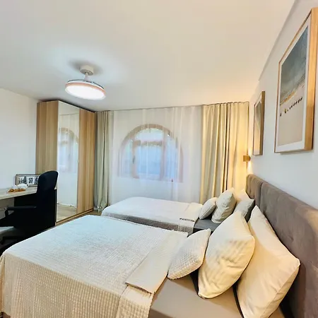 Апартаменти Paulmarie Lounge Ocean View *