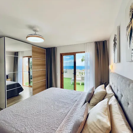 Paulmarie Lounge Ocean View * אדחה