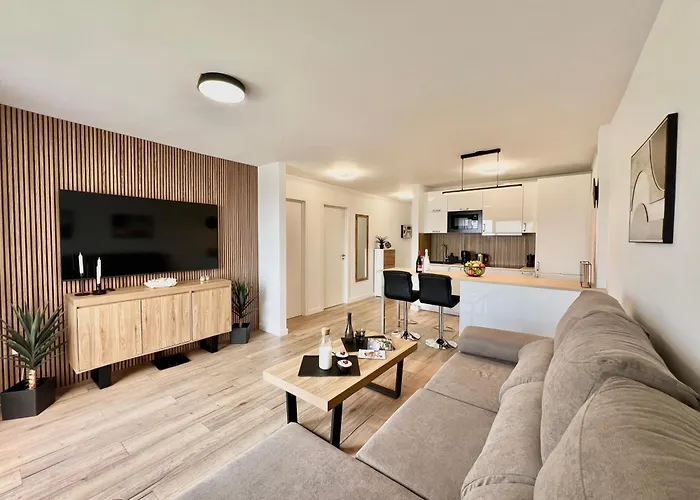 Paulmarie Lounge Ocean View Apartment