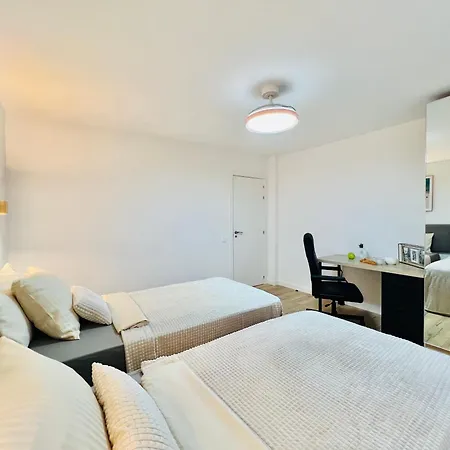 Апартаменти Paulmarie Lounge Ocean View Адехе